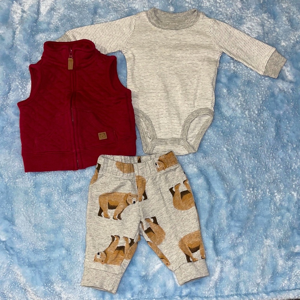 Carter’s 3 Piece Grey/Red Bear Set